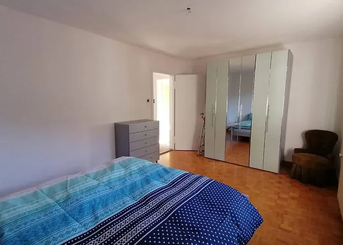 Haus Albertihof: 3-zimmer-wohnung An Top-lage In Davos-platz *