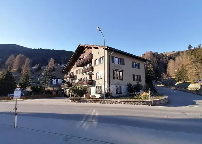 Haus Albertihof: 3-zimmer-wohnung An Top-lage In Davos-platz Apartment