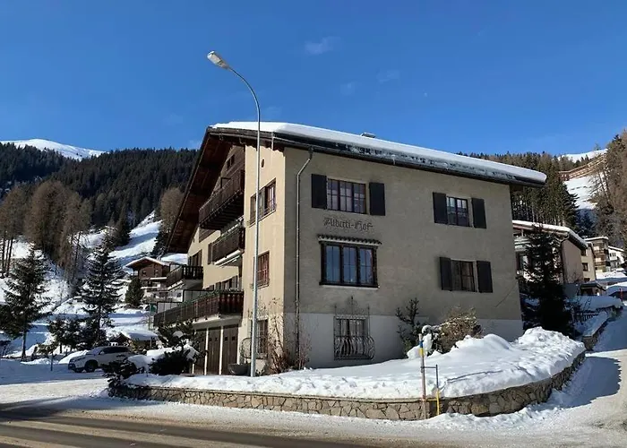 Haus Albertihof: 3-zimmer-wohnung An Top-lage In Davos-platz Apartment *