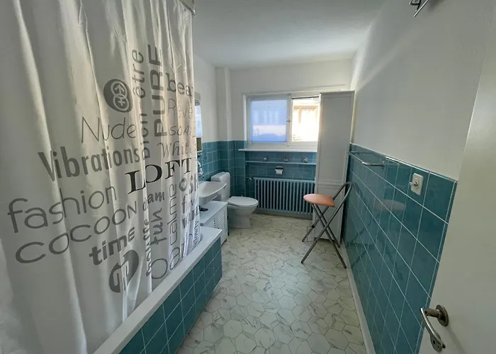 Apartment Haus Albertihof: 3-zimmer-wohnung An Top-lage In Davos-platz Davos