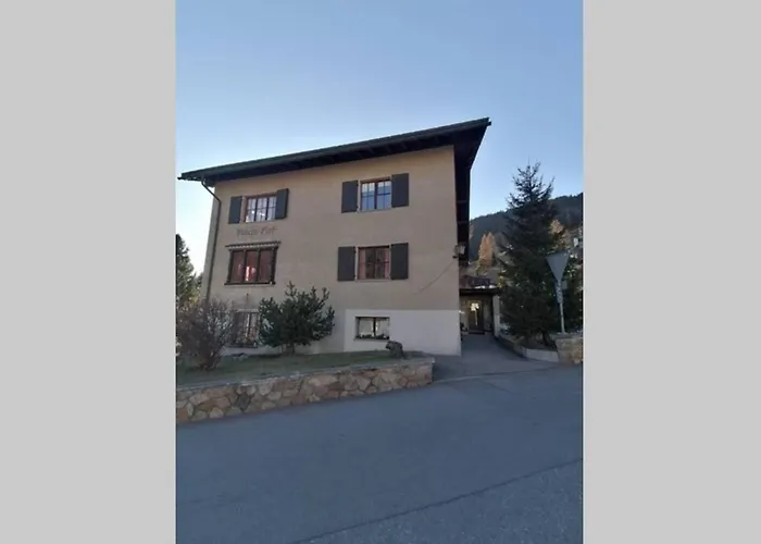 Haus Albertihof: 3-zimmer-wohnung An Top-lage In Davos-platz * Давос