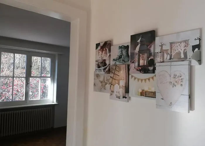 Haus Albertihof: 3-zimmer-wohnung An Top-lage In Davos-platz * Давос