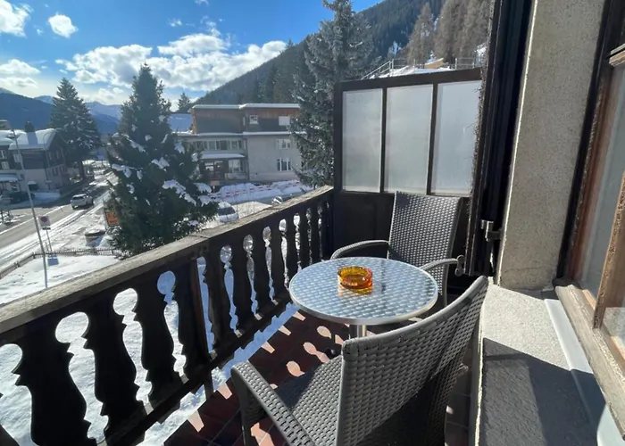 Haus Albertihof: 3-zimmer-wohnung An Top-lage In Davos-platz Апартаменты Давос