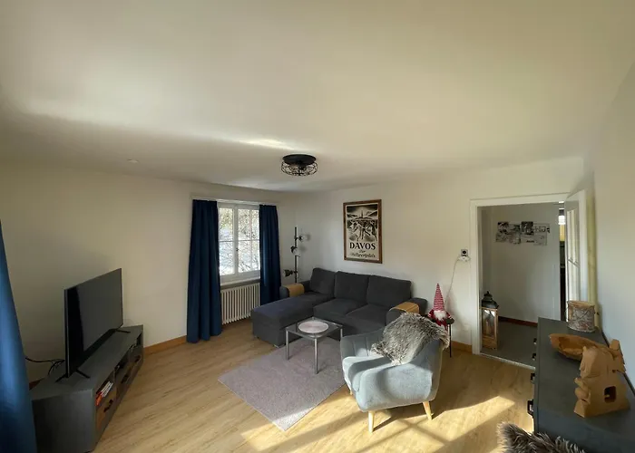 Апартаменты Haus Albertihof: 3-zimmer-wohnung An Top-lage In Davos-platz Давос